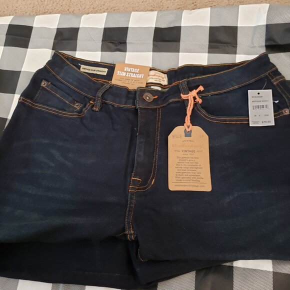 Other - Men’s Vintage Comfort Blue Jeans NWT 36x32